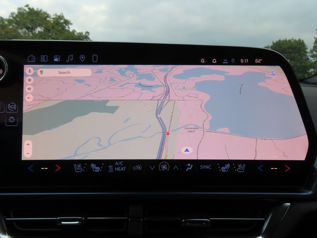 New 2026 Chevrolet Equinox EV LT w/ Convenience Package II image 8