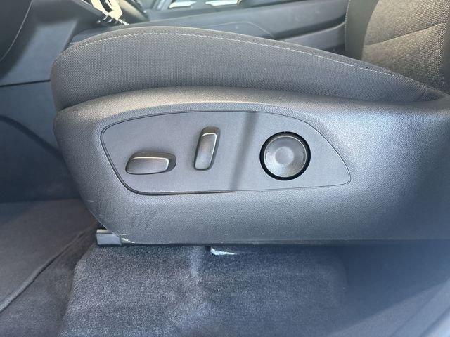 Certified 2025 GMC Acadia Elevation image 24