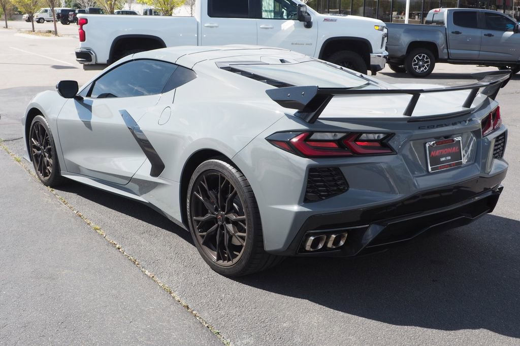 Used 2025 Chevrolet Corvette Stingray Preferred Cpe w/ Z51 Performance Package RWD image 4