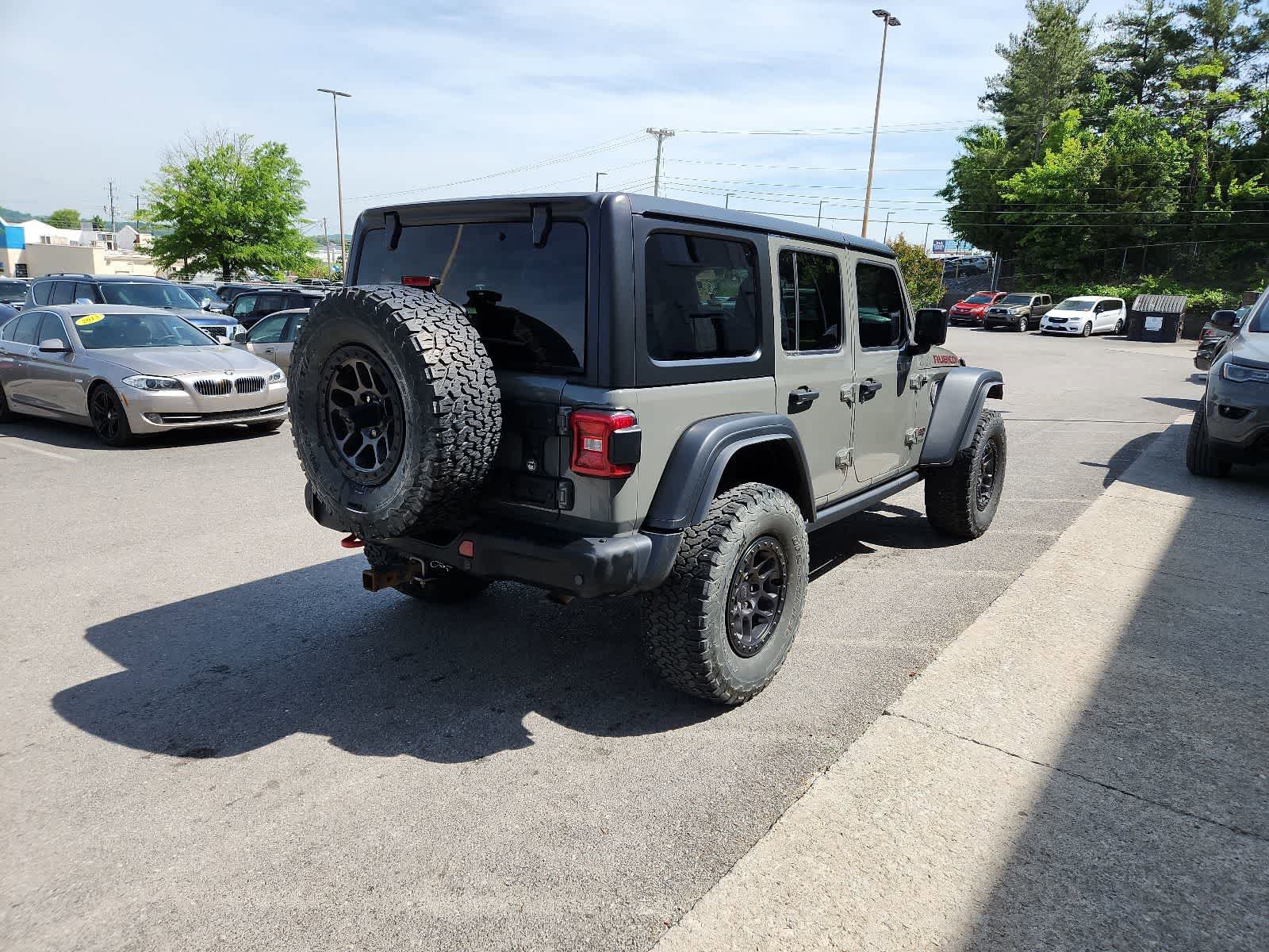 Certified 2021 Jeep Wrangler Unlimited Rubicon w/ Xtreme Recon 35" Tire Package AWD/4WD image 5