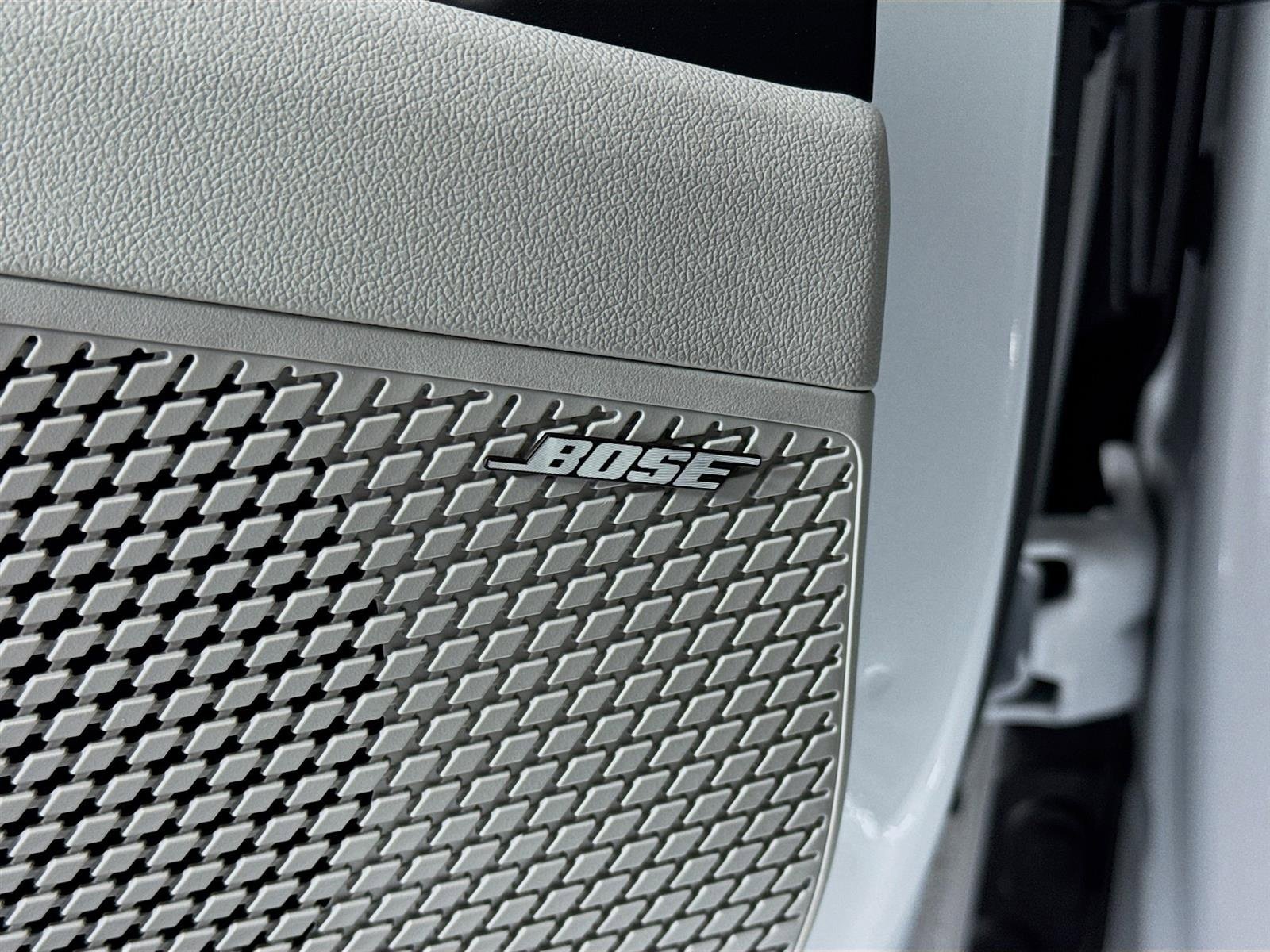 Certified 2025 Hyundai Elantra Limited image 21