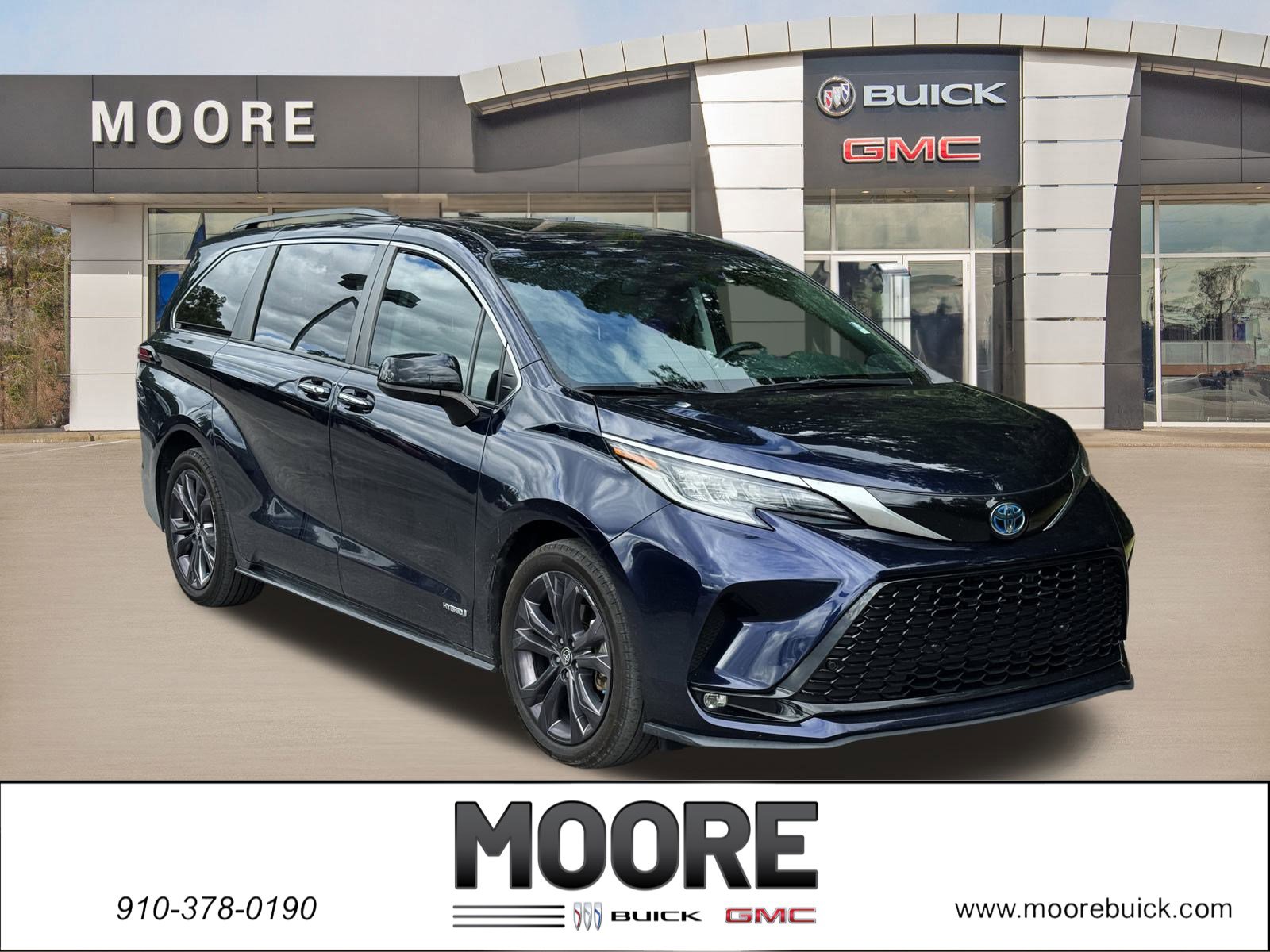 Used 2021 Toyota Sienna XSE