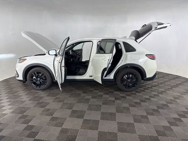 Certified 2026 Honda HR-V Sport image 12