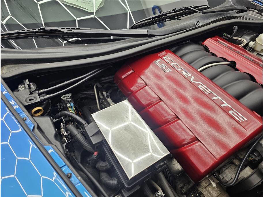 Used 2010 Chevrolet Corvette Grand Sport w/ Preferred Equipment Group image 14