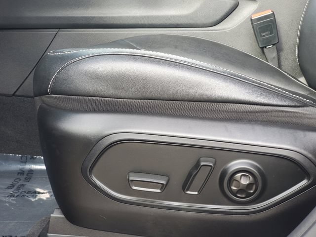 Used 2023 Jeep Grand Cherokee L Limited AWD/4WD image 6