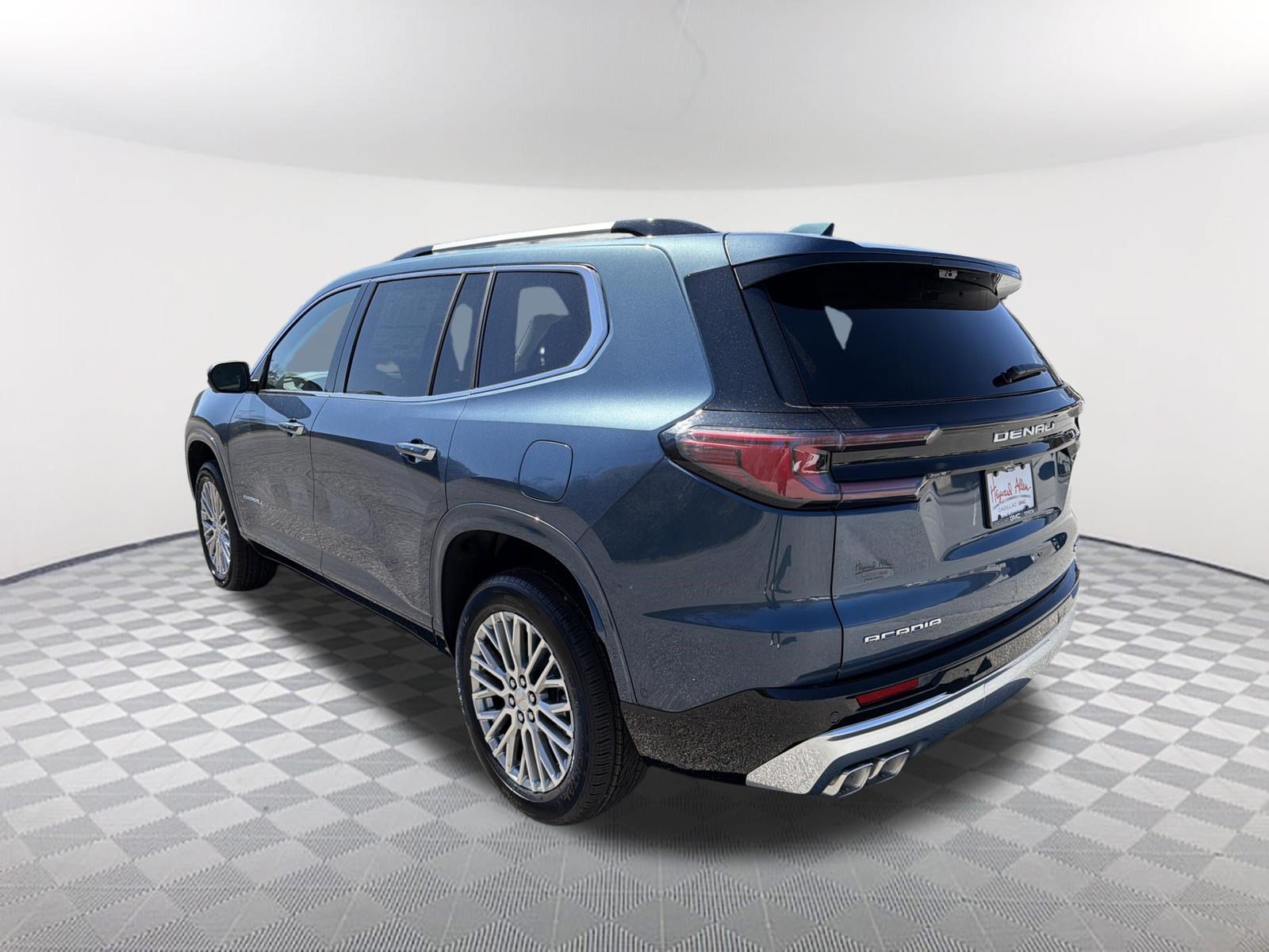 New 2026 GMC Acadia Denali w/ Super Cruise Package FWD image 8