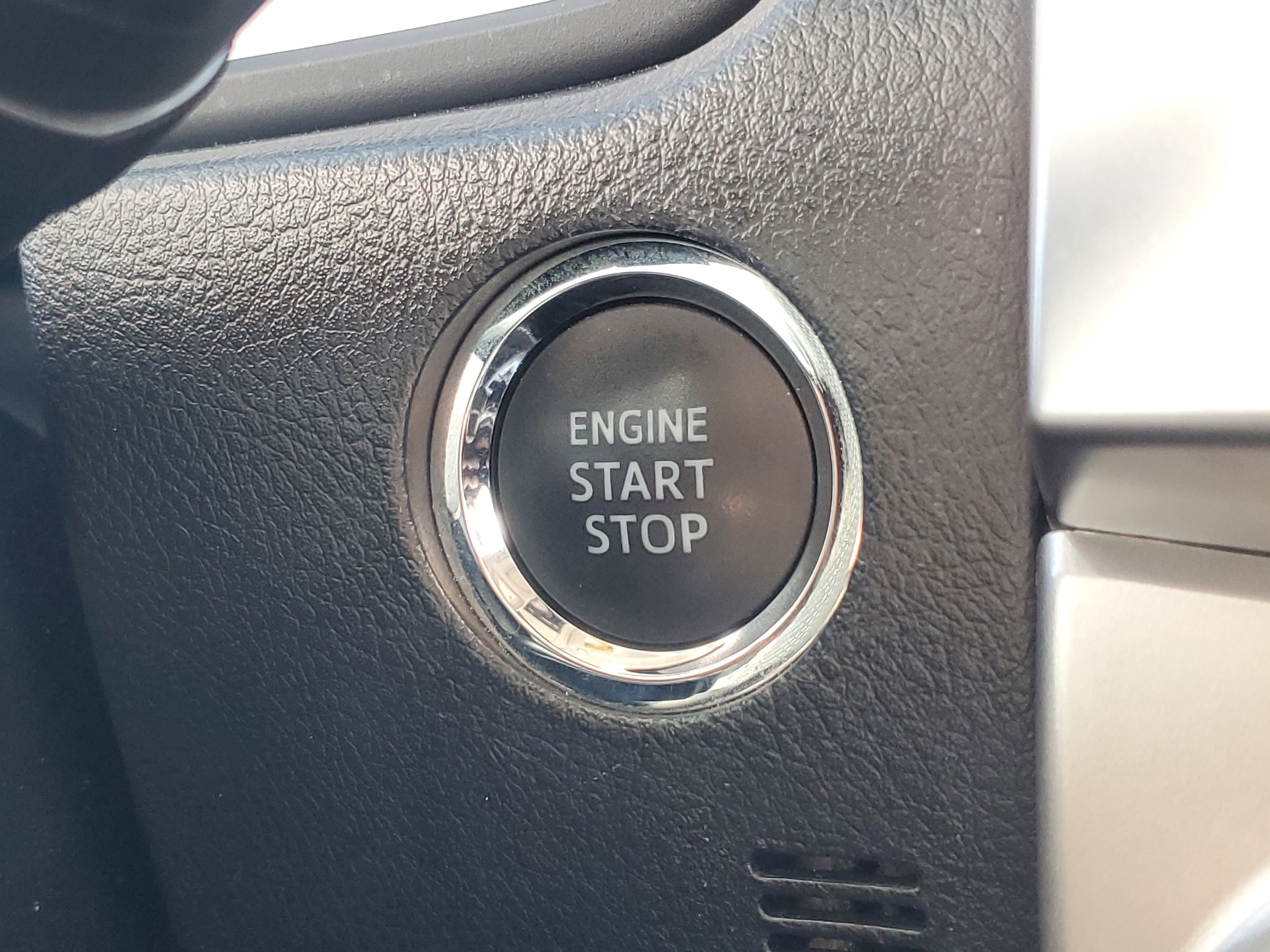 Used 2020 Toyota 4Runner Limited image 31