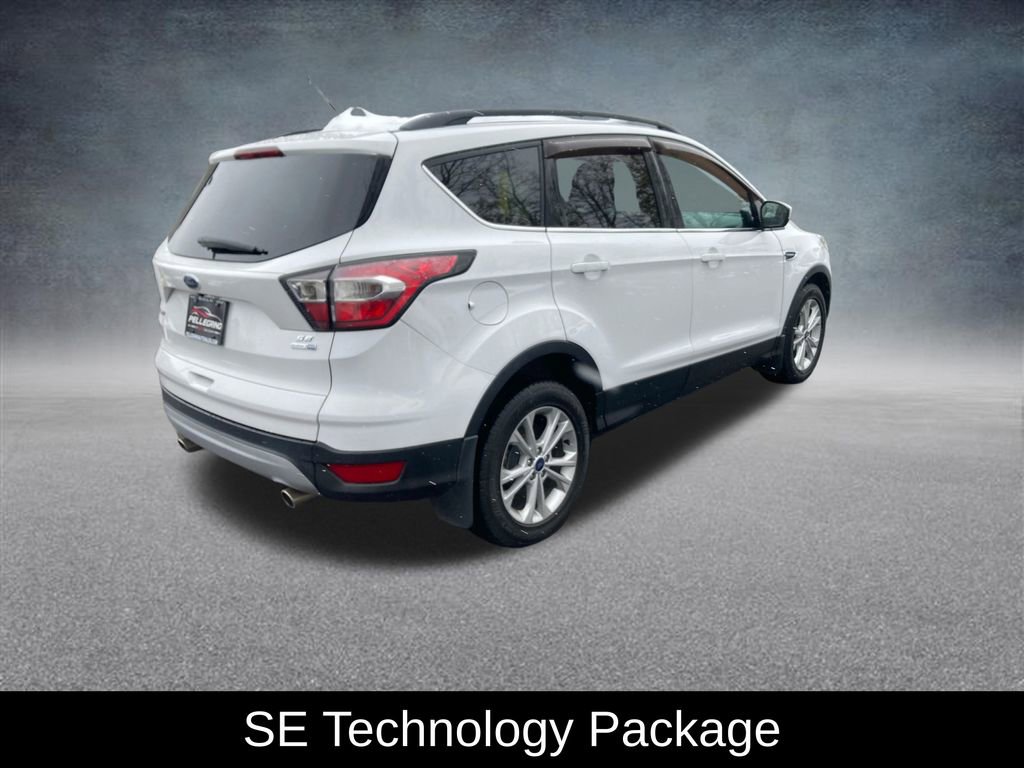 Used 2017 Ford Escape SE w/ Equipment Group 201A image 6