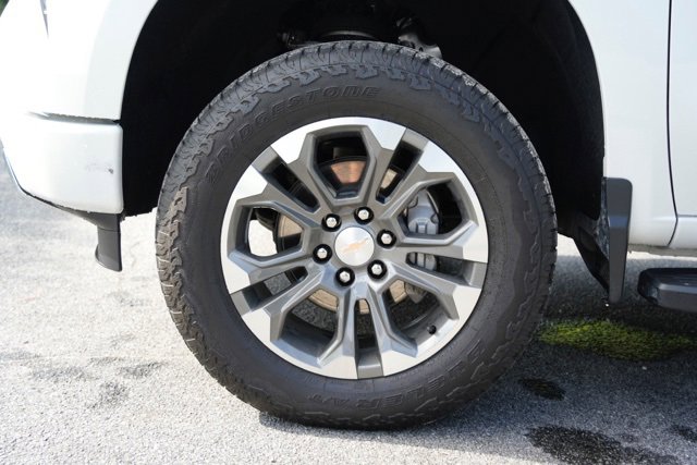 Used 2025 Chevrolet Silverado 1500 High Country w/ Technology Package image 31