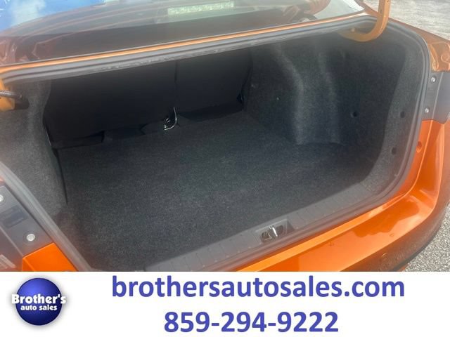 Used 2020 Nissan Versa SV FWD image 29
