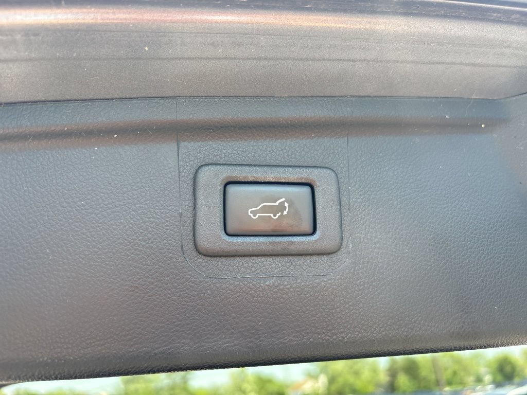 Used 2018 Subaru Outback 2.5i Limited AWD/4WD image 26