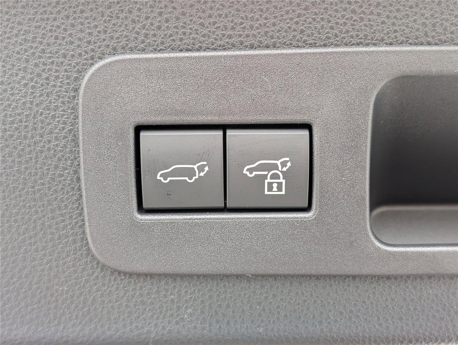 New 2026 Lexus LX 700h Luxury image 11