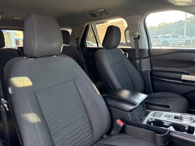 Used 2020 Ford Explorer XLT w/ Class III Trailer Tow Package image 11