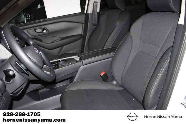 New 2026 Nissan Rogue S image 4