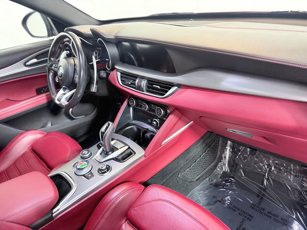 Used 2020 Alfa Romeo Stelvio Ti Sport image 23