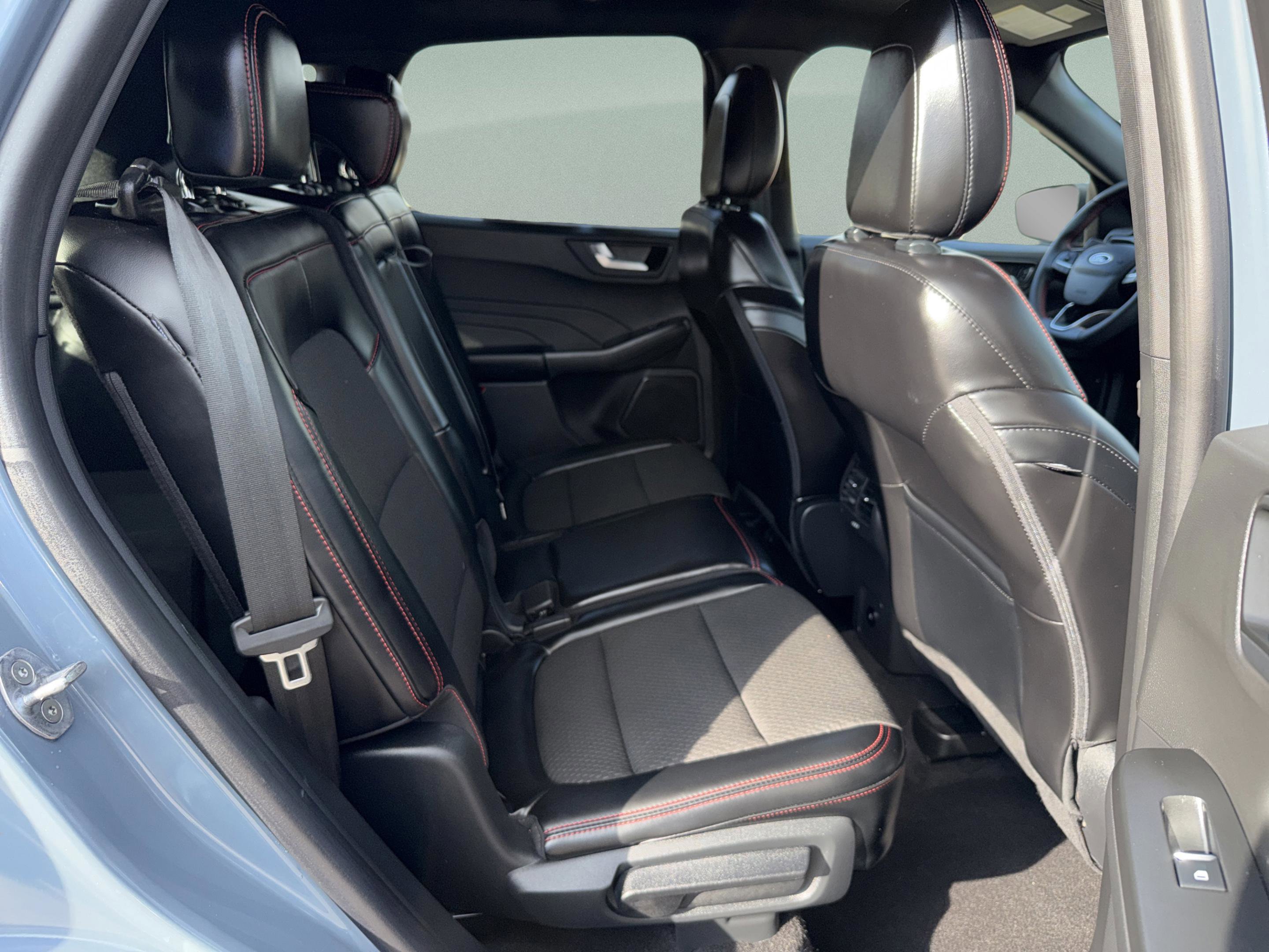 Used 2024 Ford Escape ST-Line w/ Tech Pack #1 image 15