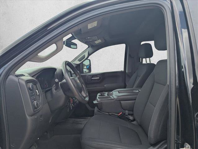 Used 2019 Chevrolet Silverado 1500 Custom w/ Custom Max Trailering Package AWD/4WD image 12
