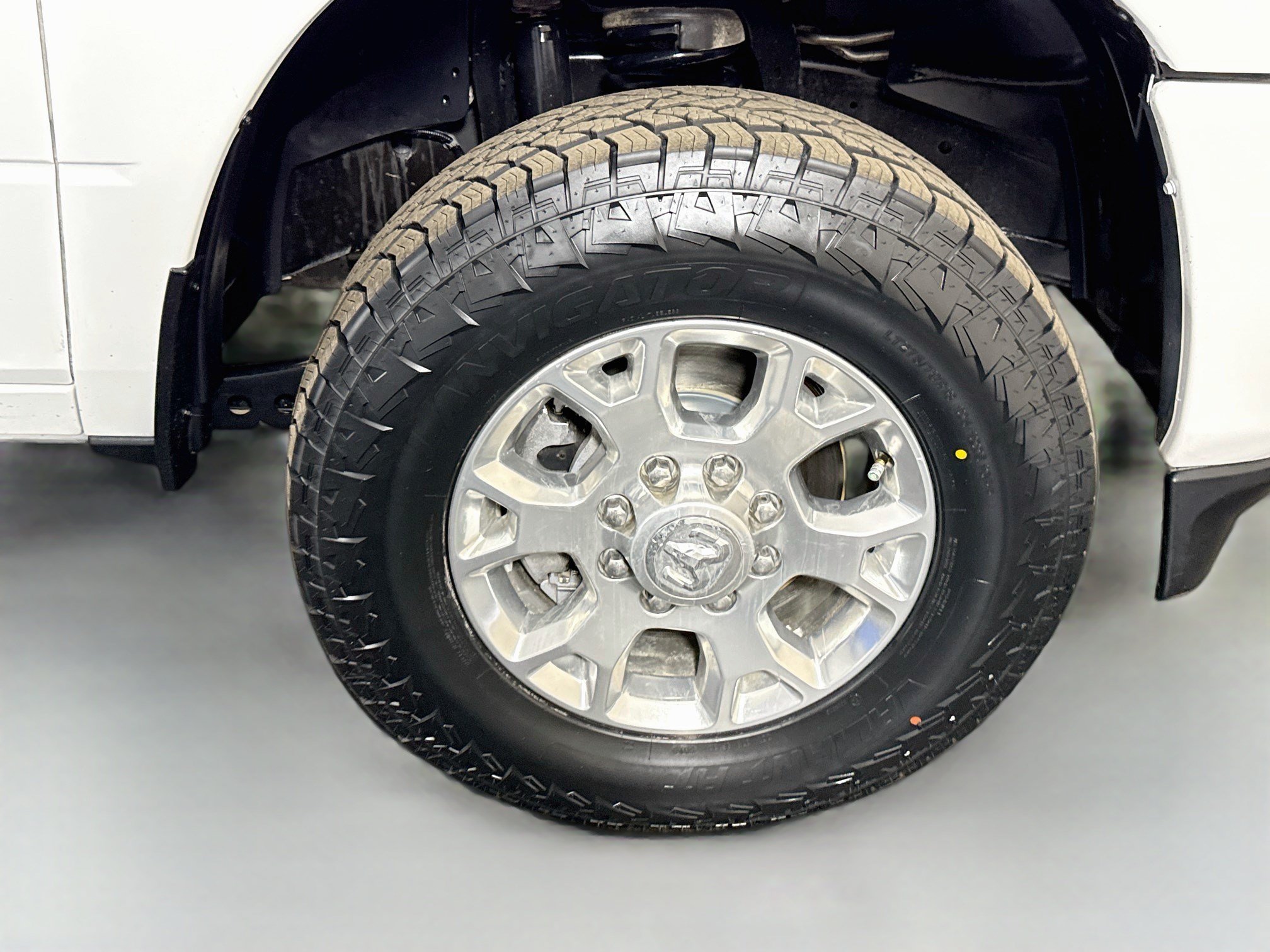 Used 2024 RAM 2500 Laramie AWD/4WD image 31