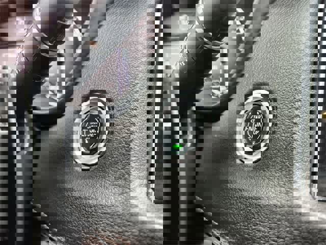 Used 2023 Cadillac XT4 Luxury w/ Cold Weather Package image 28