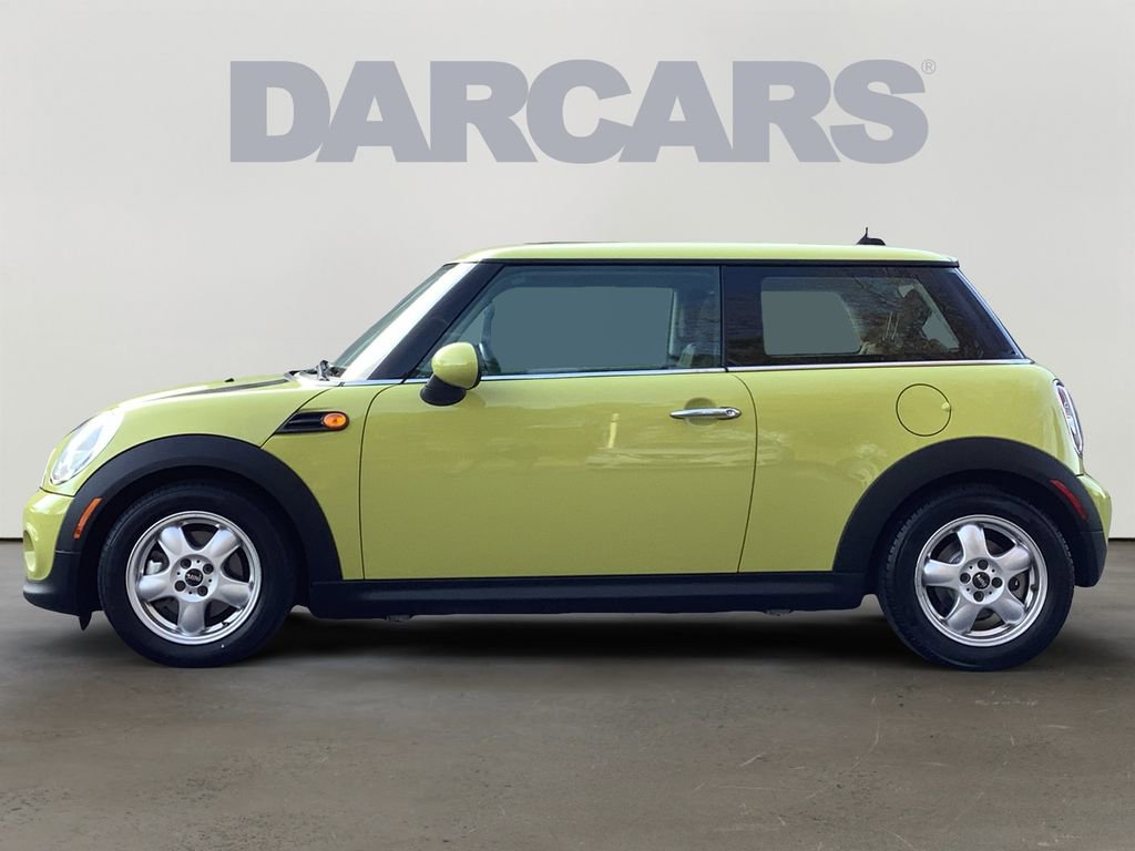 Used 2011 MINI Cooper Hardtop image 4