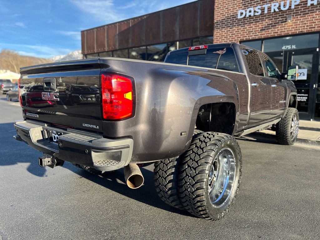 Used 2015 GMC Sierra 3500 Denali w/ Duramax Plus Package AWD/4WD image 30