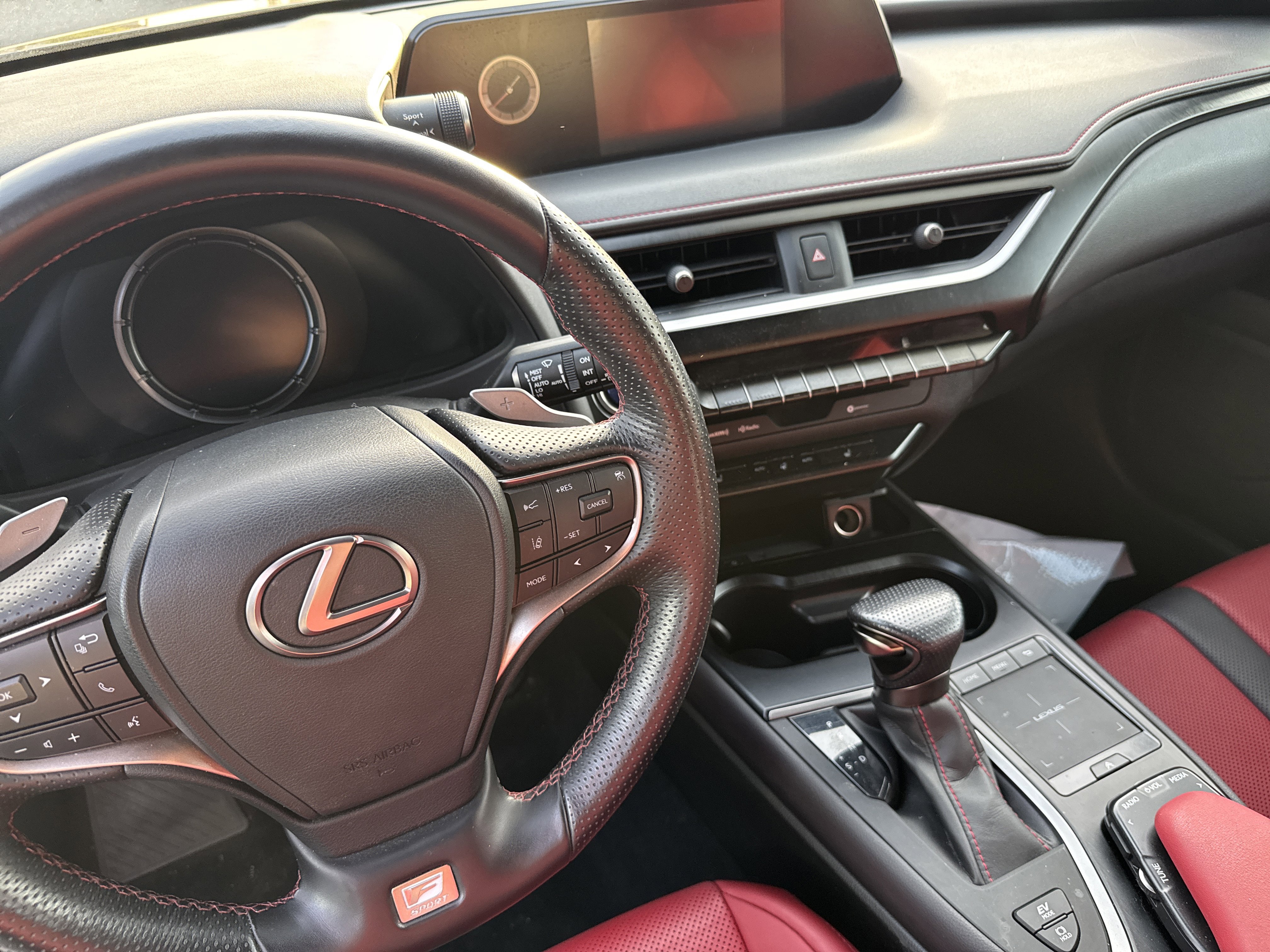 Certified 2022 Lexus UX 250h F Sport w/ F Sport Premium Package AWD/4WD image 6