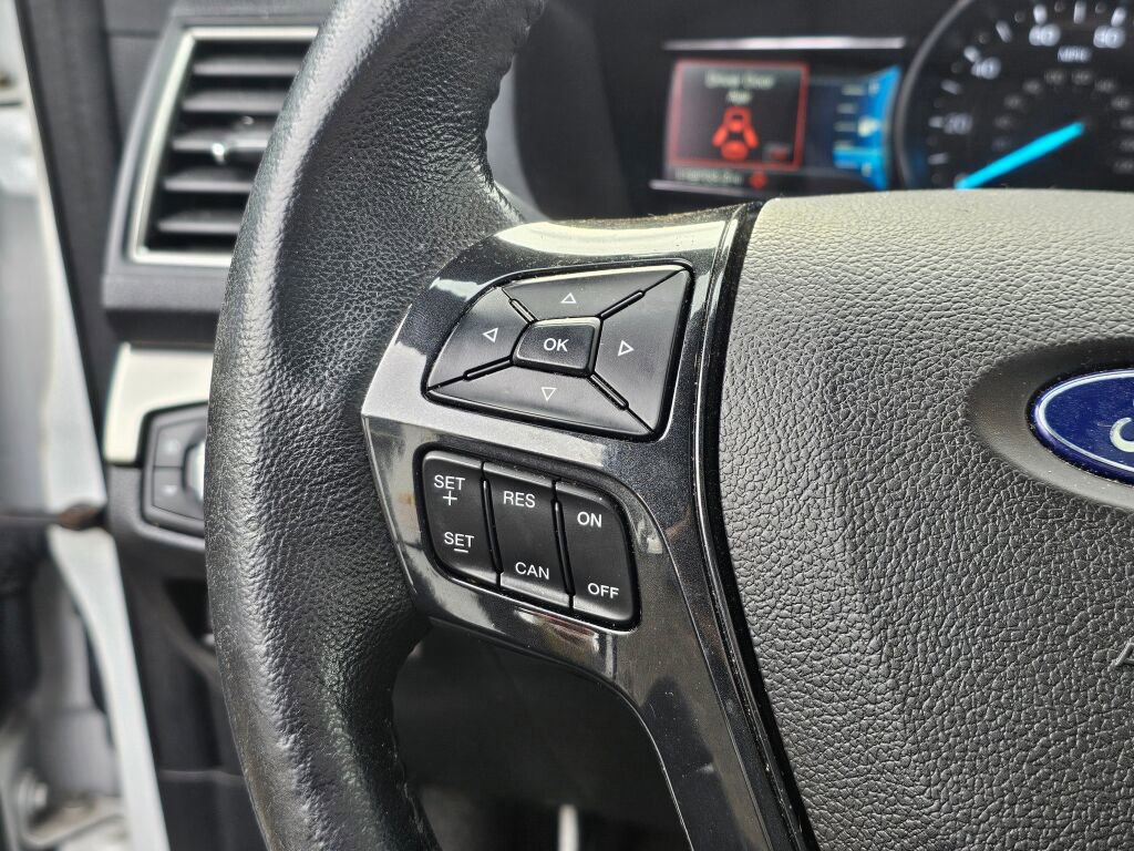 Used 2018 Ford Explorer XLT w/ Equipment Group 202A image 35