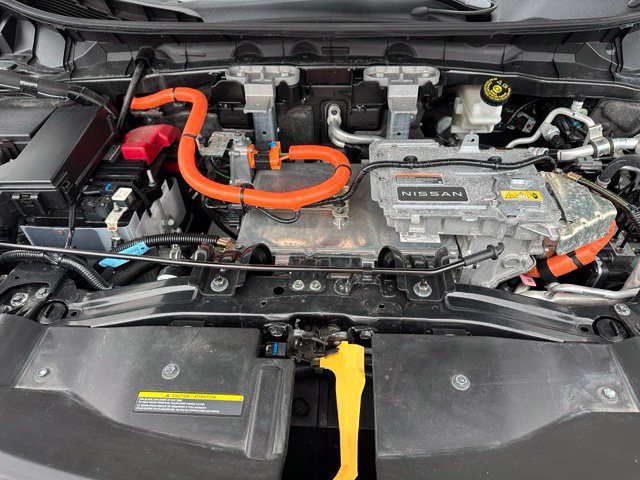 Used 2023 Nissan Ariya AWD image 9