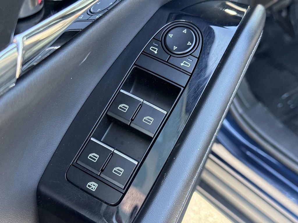 Used 2023 MAZDA CX-30 AWD 2.5 S w/ Preferred Package image 16