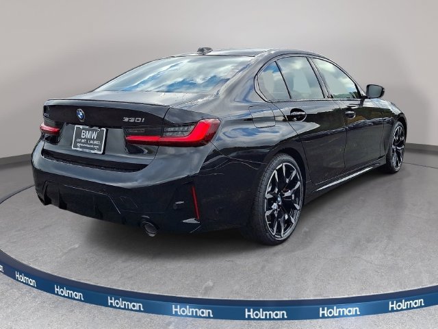 New 2026 BMW 330i xDrive Sedan w/ M Sport Package AWD/4WD image 4