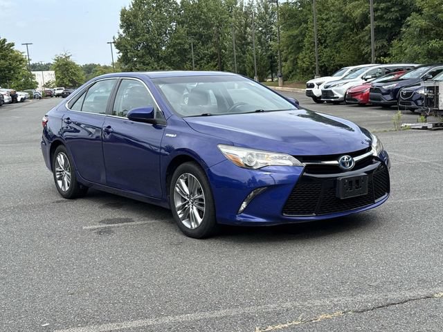 Used 2015 Toyota Camry SE w/ Moonroof Package FWD video 1