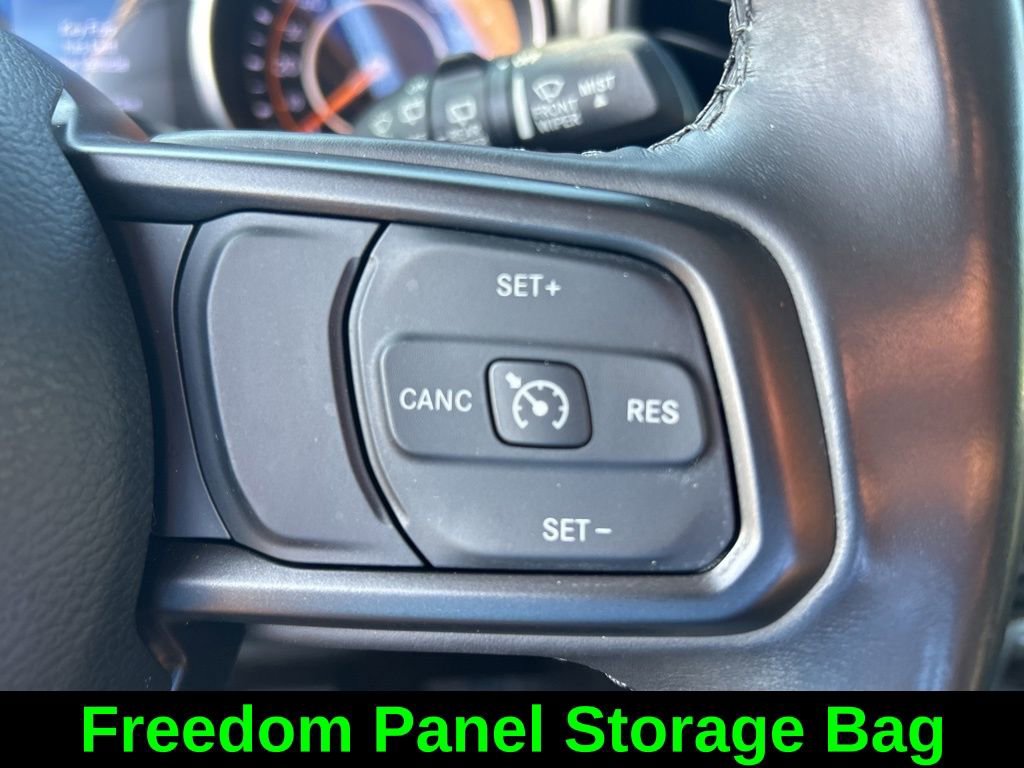 Used 2022 Jeep Wrangler Willys AWD/4WD image 40