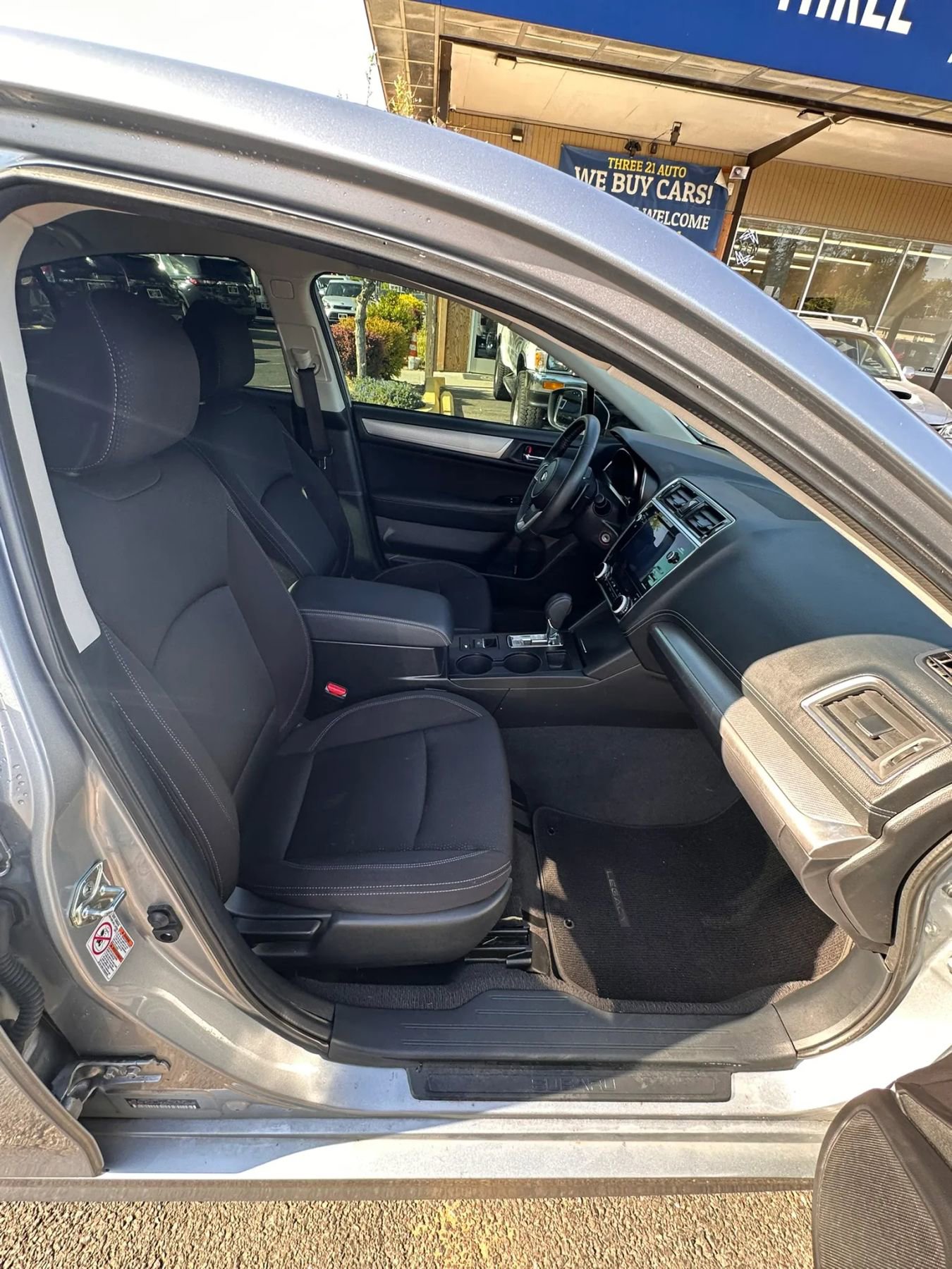 Used 2019 Subaru Legacy 2.5i Premium AWD/4WD image 19