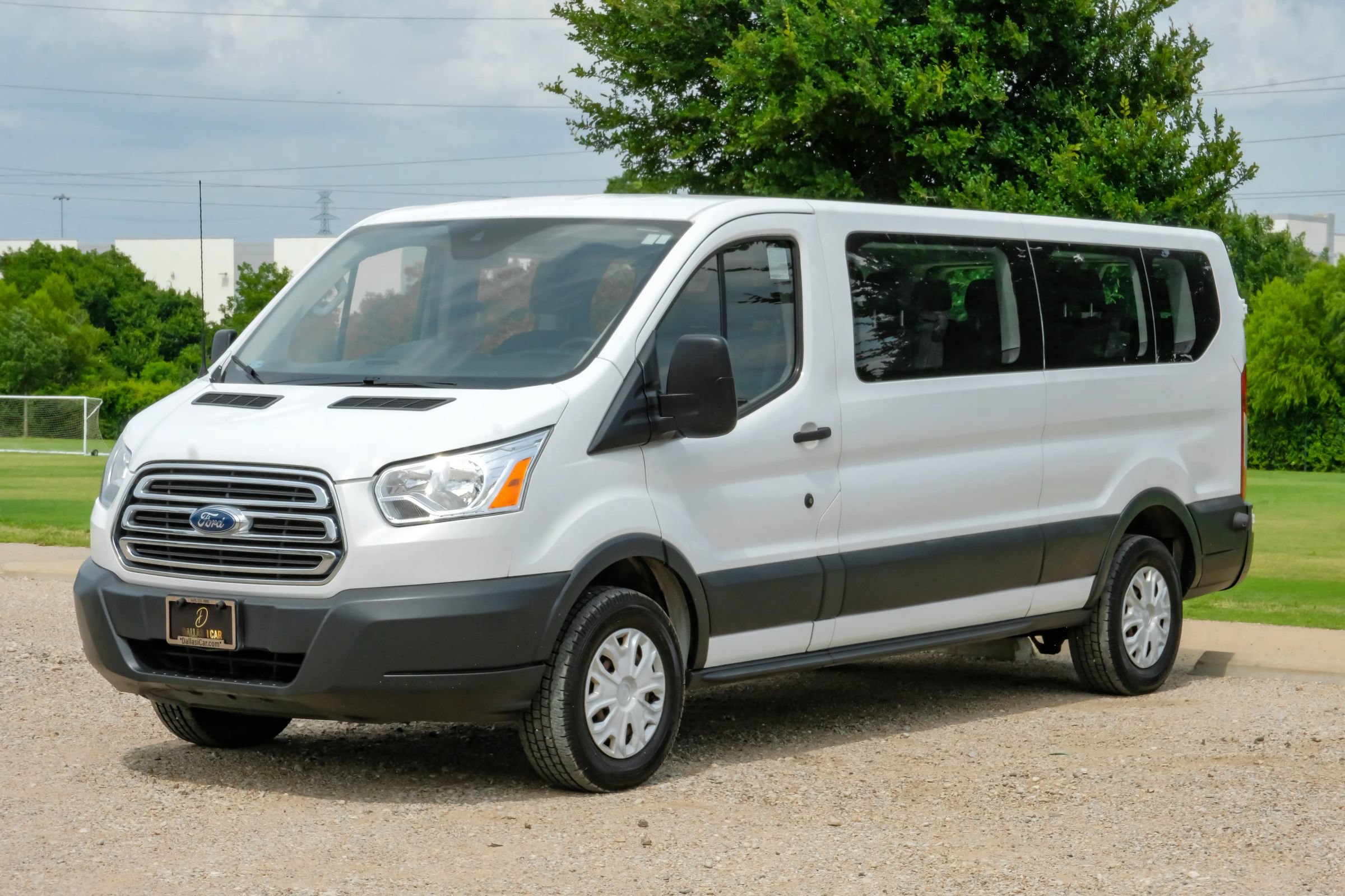 Used 2018 Ford Transit 350 XLT RWD image 5