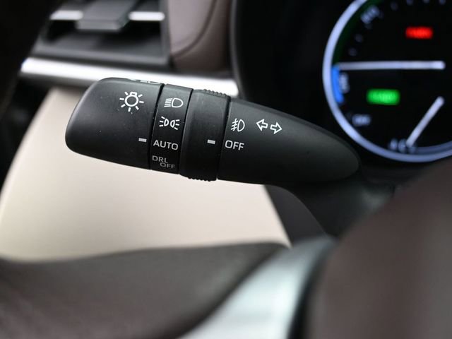 Used 2024 Toyota Sienna Platinum image 24