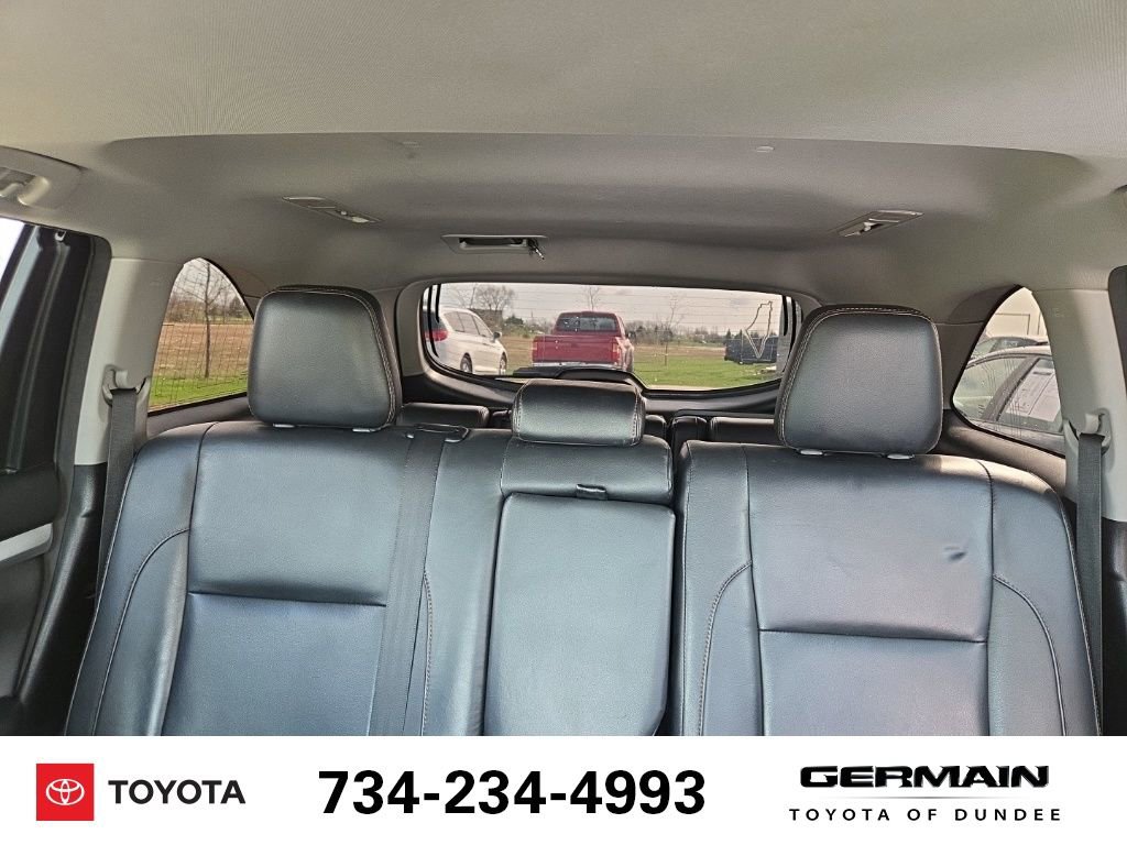 Used 2017 Toyota Highlander XLE w/ Protection Package #3 AWD/4WD image 14