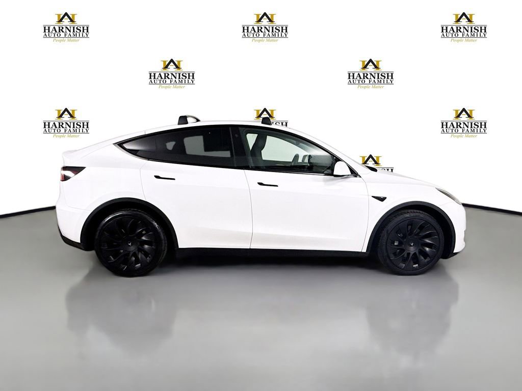 Used 2022 Tesla Model Y Long Range AWD/4WD image 8