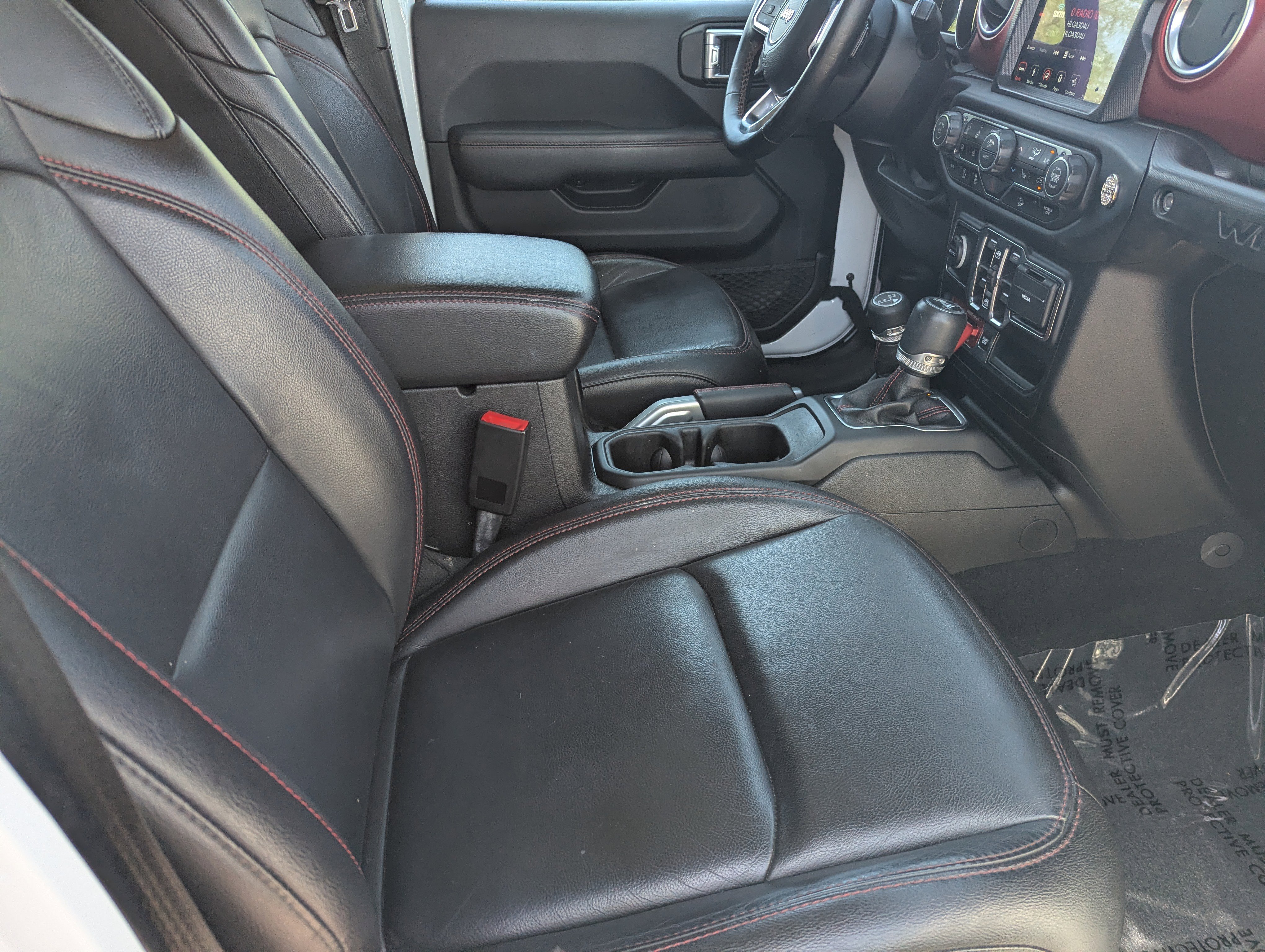 Used 2018 Jeep Wrangler Unlimited Rubicon AWD/4WD image 9