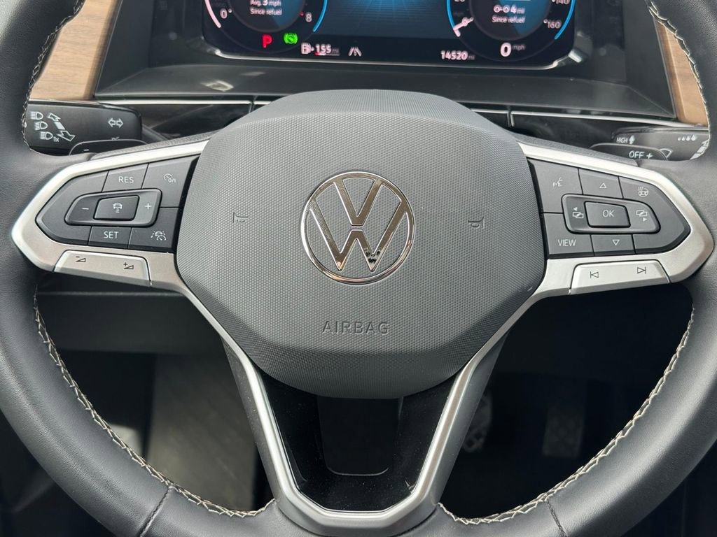Used 2025 Volkswagen Atlas SE image 13