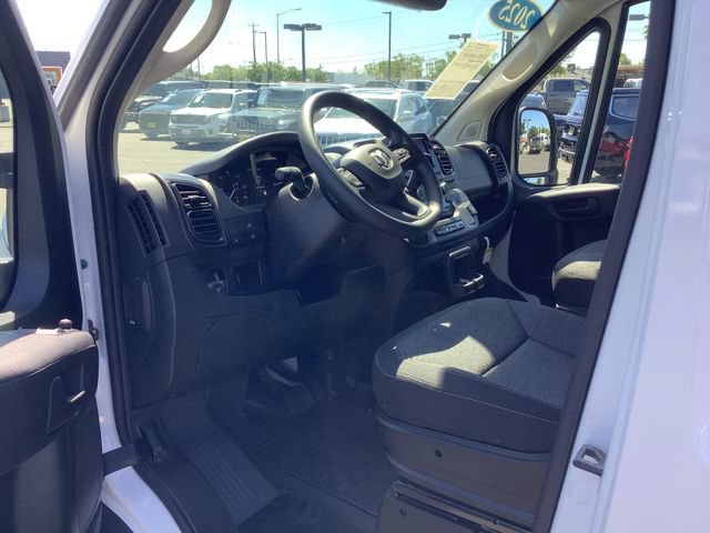Used 2025 RAM ProMaster 2500 w/ Convenience Group FWD image 6