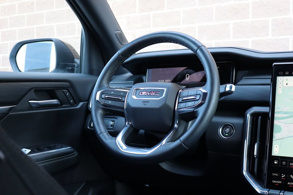 Used 2025 GMC Acadia Elevation FWD image 45