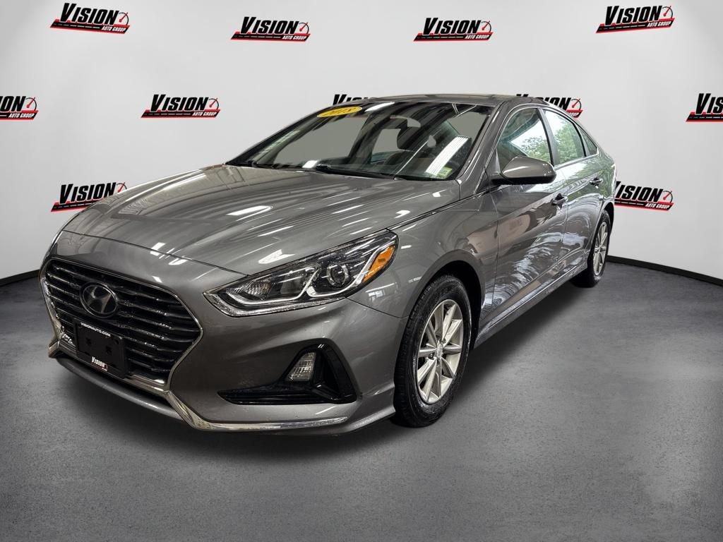 Used 2018 Hyundai Sonata SE FWD image 1