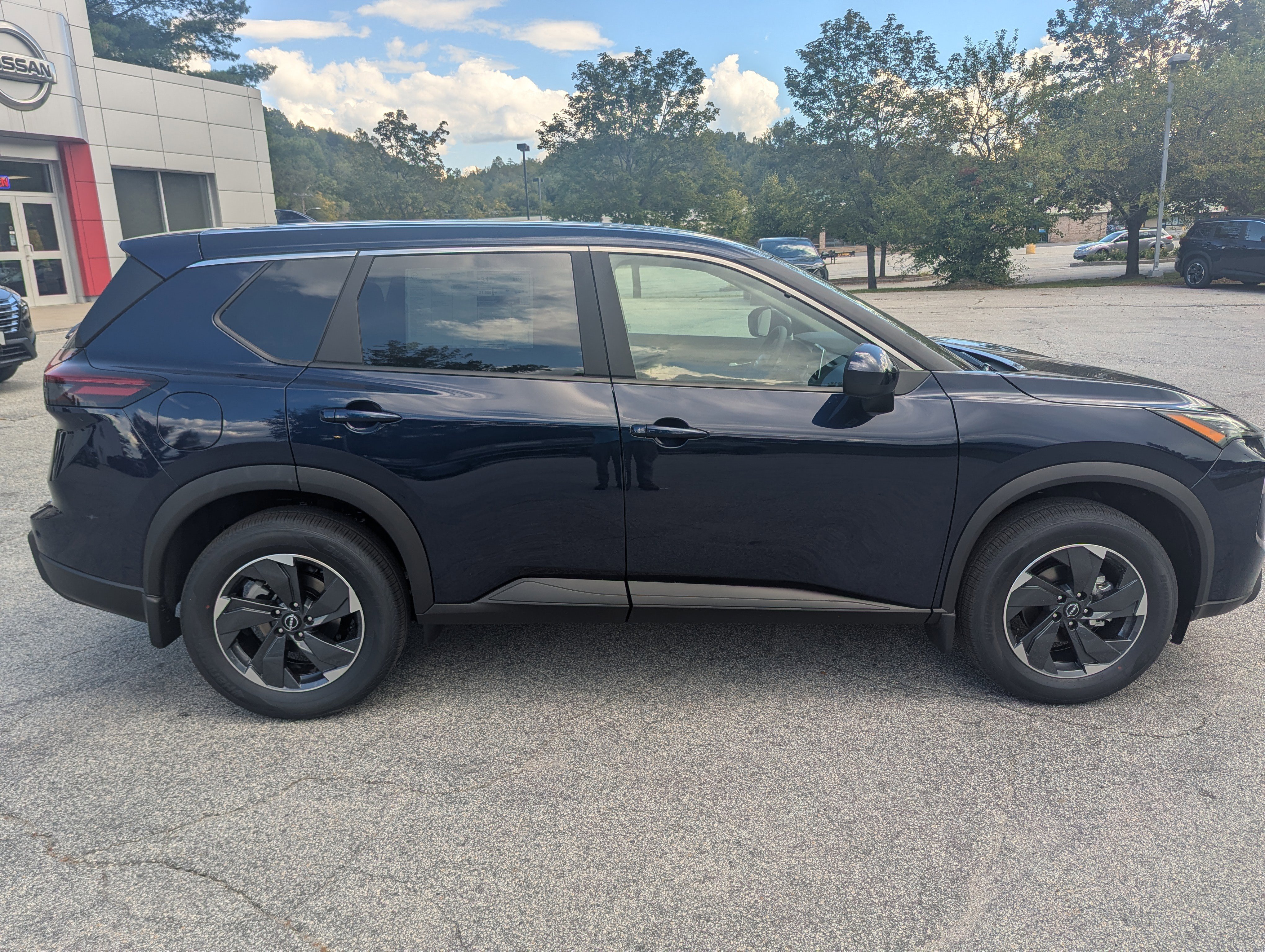 New 2026 Nissan Rogue SV image 8