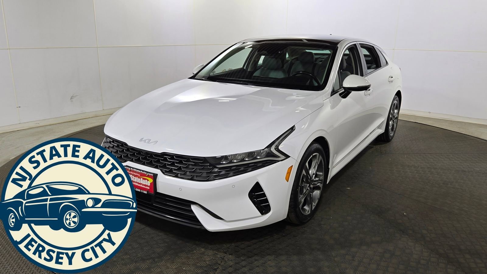 Used 2022 Kia K5 EX w/ EX Premium Package image 3