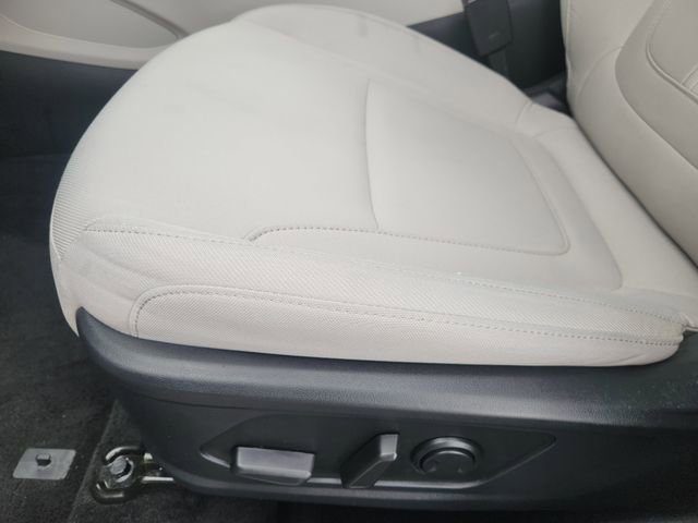 Used 2025 Hyundai Tucson SEL FWD image 17