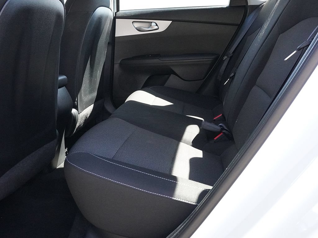 Used 2023 Kia Forte LXS w/ LXS Technology Package FWD image 25