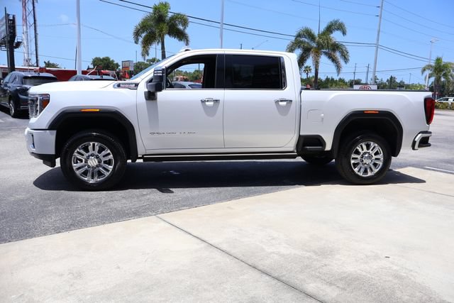 Used 2022 GMC Sierra 3500 Denali AWD/4WD image 5