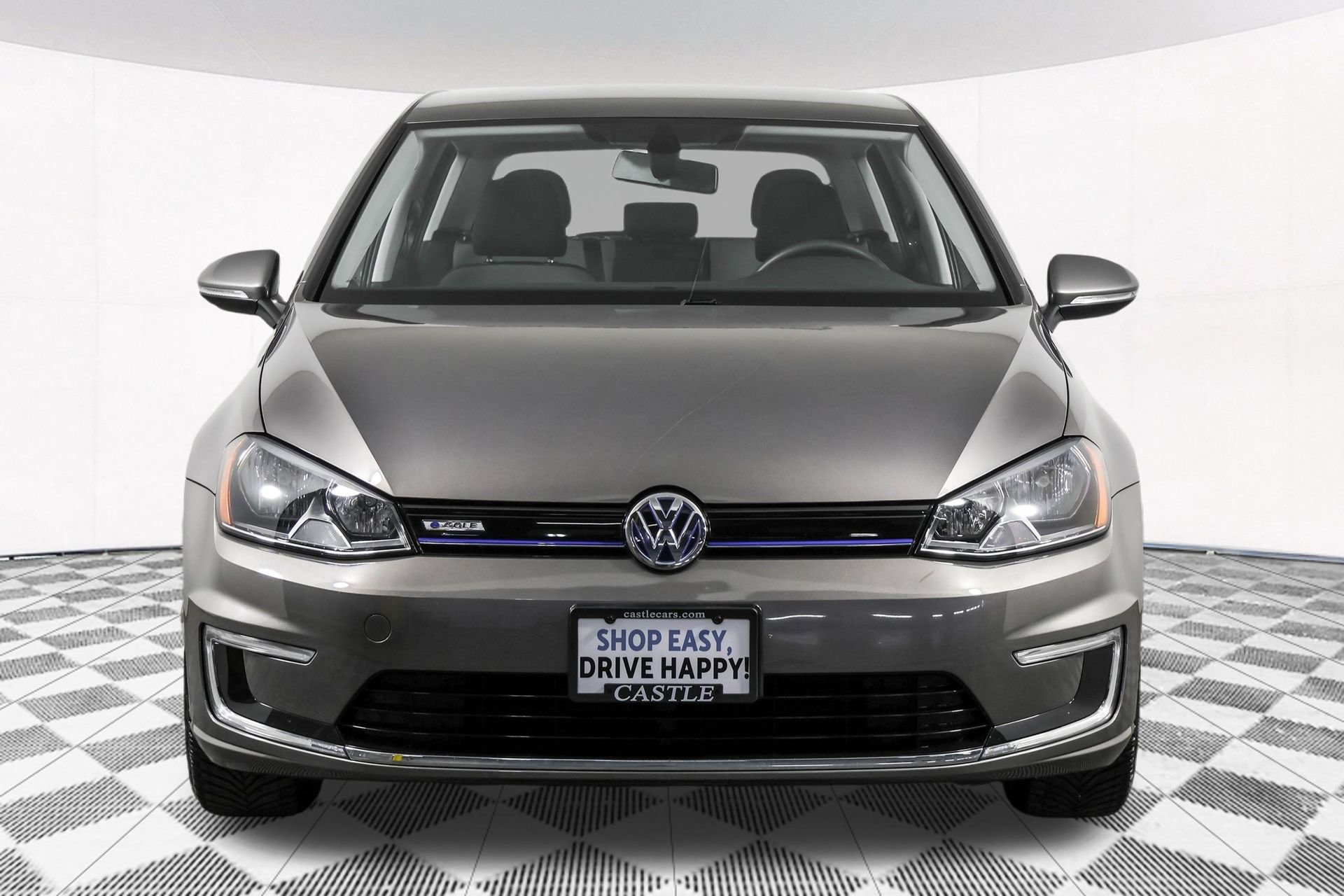 Used 2016 Volkswagen e-Golf SE w/ DC Fast Charging Package FWD image 11