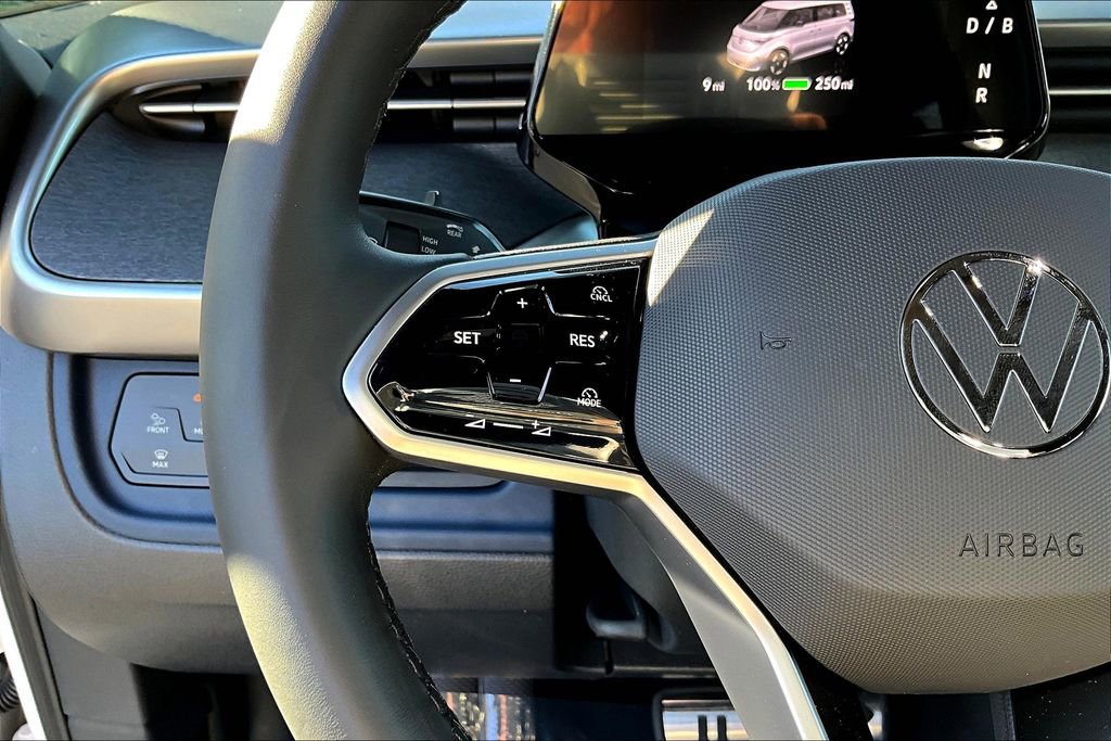Certified 2025 Volkswagen ID. Buzz Pro S image 22