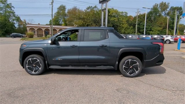 New 2026 Chevrolet Silverado EV LT w/ Premium Package image 5